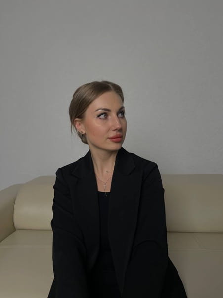 Инга портрет